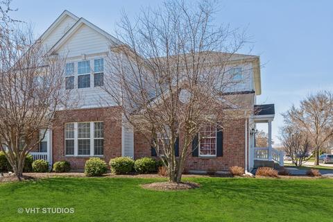 340 Tracy Ln, Elgin, IL 60124 photo 2