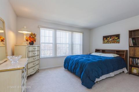 340 Tracy Ln, Elgin, IL 60124 photo 23
