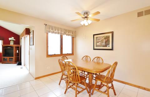 826 S Edgewater Dr, Morris, IL 60450 photo 12