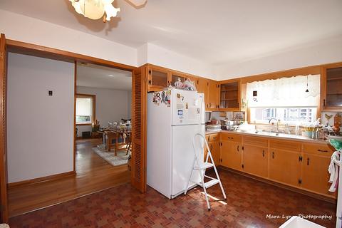 2210 Lowry St, Aurora, IL 60506 photo 9