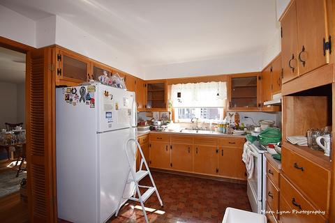 2210 Lowry St, Aurora, IL 60506 photo 7