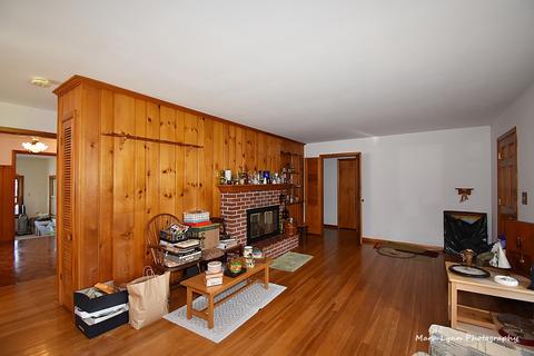 2210 Lowry St, Aurora, IL 60506 photo 6