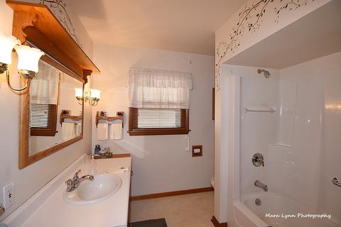 2210 Lowry St, Aurora, IL 60506 photo 16