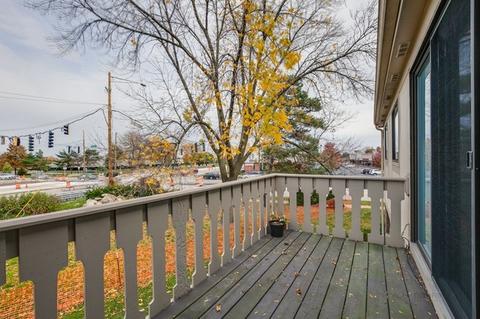1132 Hawthorne Ct #D2, Wheeling, IL 60090 photo 24
