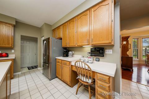 2 Rochester Ct, Algonquin, IL 60102 photo 9