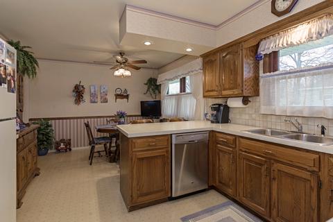 502 Centennial Ave, Normal, IL 61761 photo 9