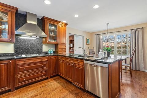 68 Thomas Pl, Lake Forest, IL 60045 photo 5