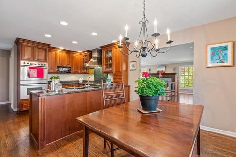 68 Thomas Pl, Lake Forest, IL 60045 photo 4