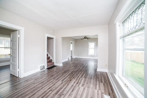 840 S Poplar Ave, Kankakee, IL 60901 photo 8