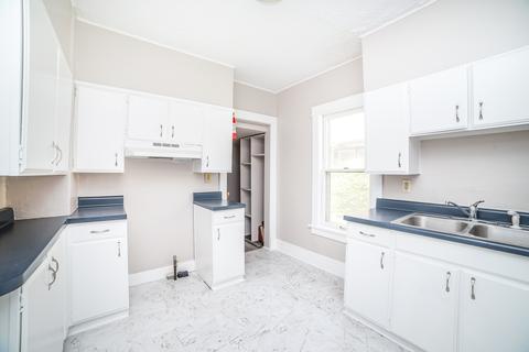 840 S Poplar Ave, Kankakee, IL 60901 photo 17