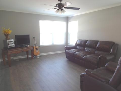 1386 Newcastle Ln, Bartlett, IL 60103 photo 11