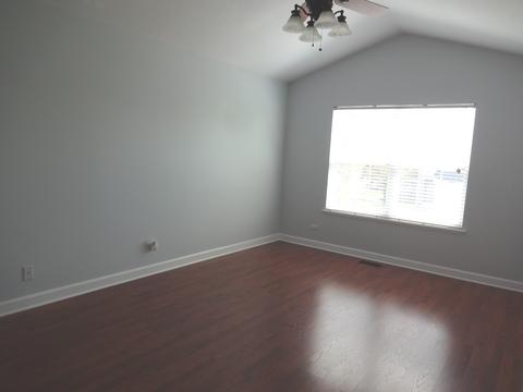 1386 Newcastle Ln, Bartlett, IL 60103 photo 16