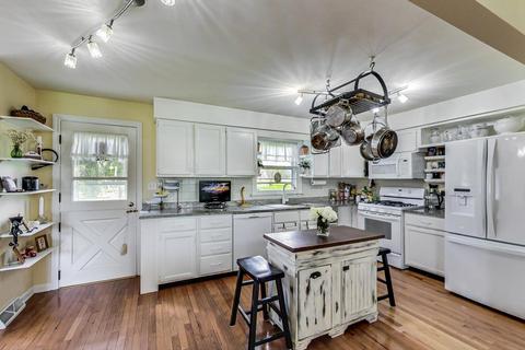 122 S Deerpath Rd, Barrington, IL 60010 photo 10