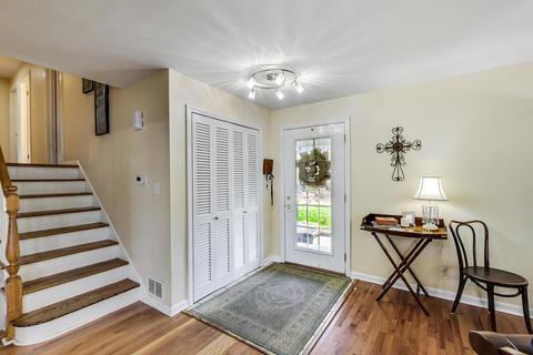122 S Deerpath Rd, Barrington, IL 60010 photo 4