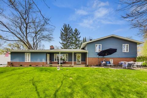 122 S Deerpath Rd, Barrington, IL 60010 photo 1