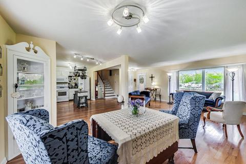 122 S Deerpath Rd, Barrington, IL 60010 photo 9