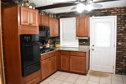 15043 Ridgeway Ave, Midlothian, IL 60445 photo 4