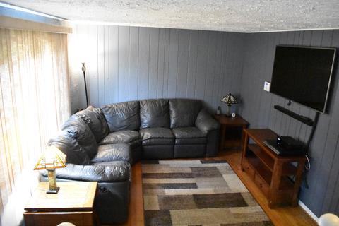 15043 Ridgeway Ave, Midlothian, IL 60445 photo 2