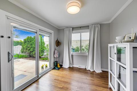 440 E Adams St, Elmhurst, IL 60126 photo 8