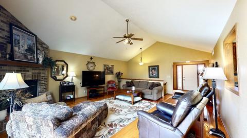 3276 Hoffman Ct, Cherry Valley, IL 61016 photo 5