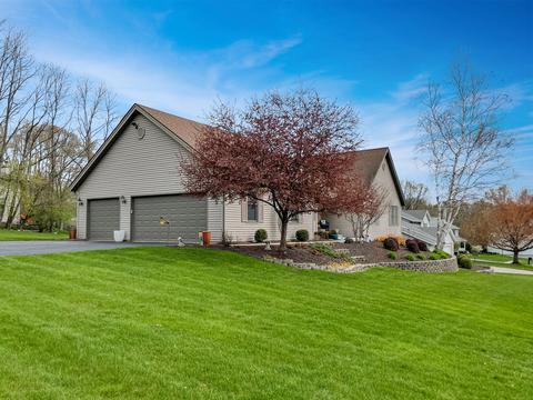3276 Hoffman Ct, Cherry Valley, IL 61016 photo 2