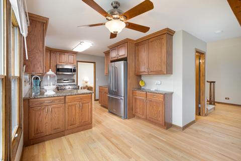 734 Eastchester Rd, Wheeling, IL 60090 photo 6