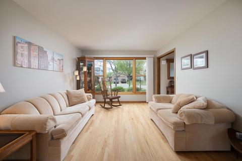 734 Eastchester Rd, Wheeling, IL 60090 photo 11