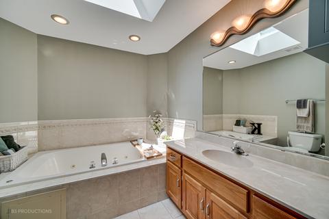 22011 Chamomile Dr, Frankfort, IL 60423 photo 16