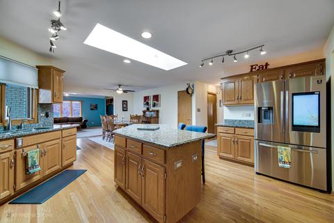 22011 Chamomile Dr, Frankfort, IL 60423 photo 8