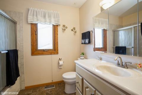 1326 N Saddle Row, Addison, IL 60101 photo 7