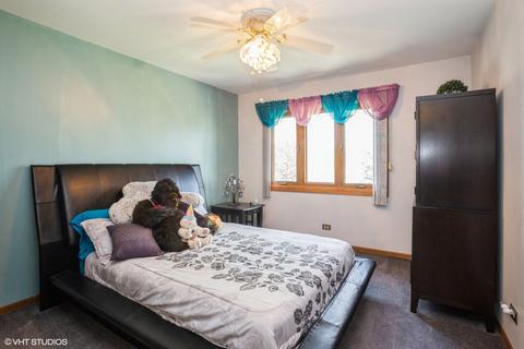 1326 N Saddle Row, Addison, IL 60101 photo 8