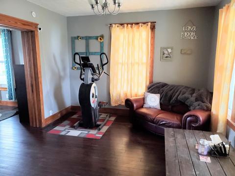 101 E Center St, Mount Morris, IL 61054 photo 5