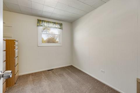 3801 Jay Ln, Rolling Meadows, IL 60008 photo 16