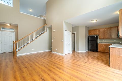 1136 Clover Dr, Minooka, IL 60447 photo 3