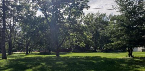 310 E Sprague St, Malta, IL 60150