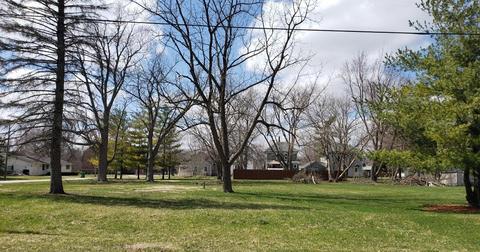 310 E Sprague St, Malta, IL 60150 photo 2