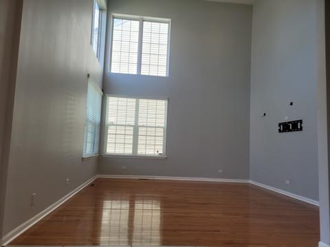 2122 W Silverleaf Ln, Addison, IL 60101 photo 4