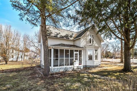 305 S Will St, Plano, IL 60545 photo 3