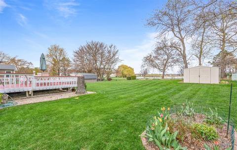 815 Waverly Dr, Elgin, IL 60120 photo 38