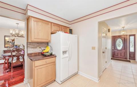 815 Waverly Dr, Elgin, IL 60120 photo 24