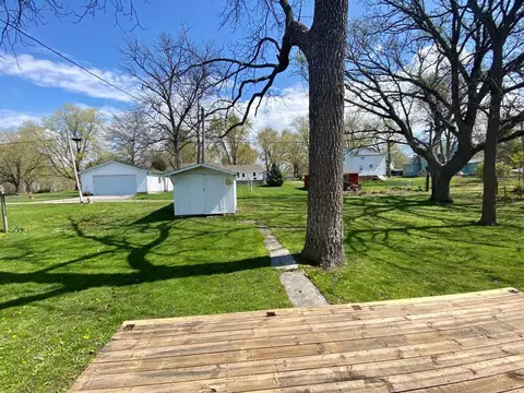 311 E Scott St, Odell, IL 60460 photo 33