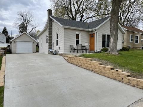 1710 E 1st St, Sterling, IL 61081 photo 1
