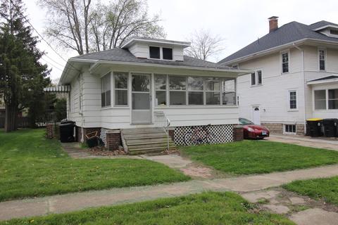 513 Hovey Ave, Normal, IL 61761 photo 1