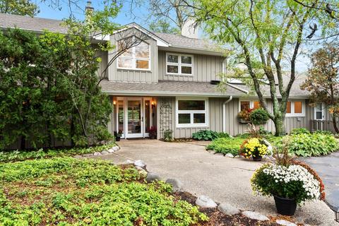 470 Voltz Rd, Northbrook, IL 60062 photo 1