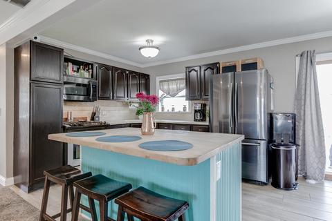 2411 Bittersweet Ave, Holiday Hills, IL 60051 photo 10