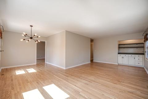 3919 Whispering Trails Dr, Hoffman Estates, IL 60192 photo 7