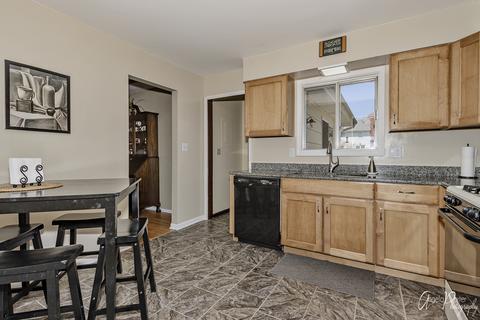 3710 W Young St, Mchenry, IL 60050 photo 6