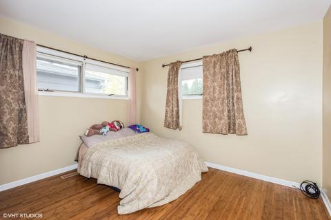 404 Bridle Ln, Wheaton, IL 60187 photo 12