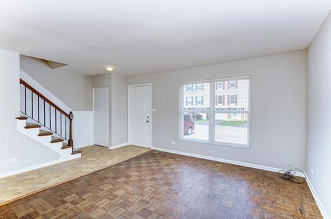 2215 Clifton Pl, Hoffman Estates, IL 60169 photo 3