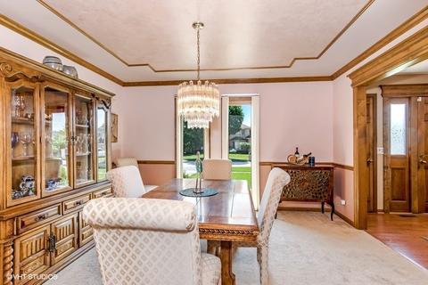 650 Red Maple Ln, Roselle, IL 60172 photo 5